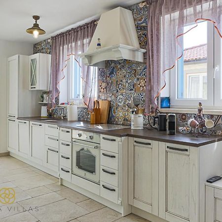 Vista Villas - Salty Kisses Apartment Villa S Ražanac エクステリア 写真